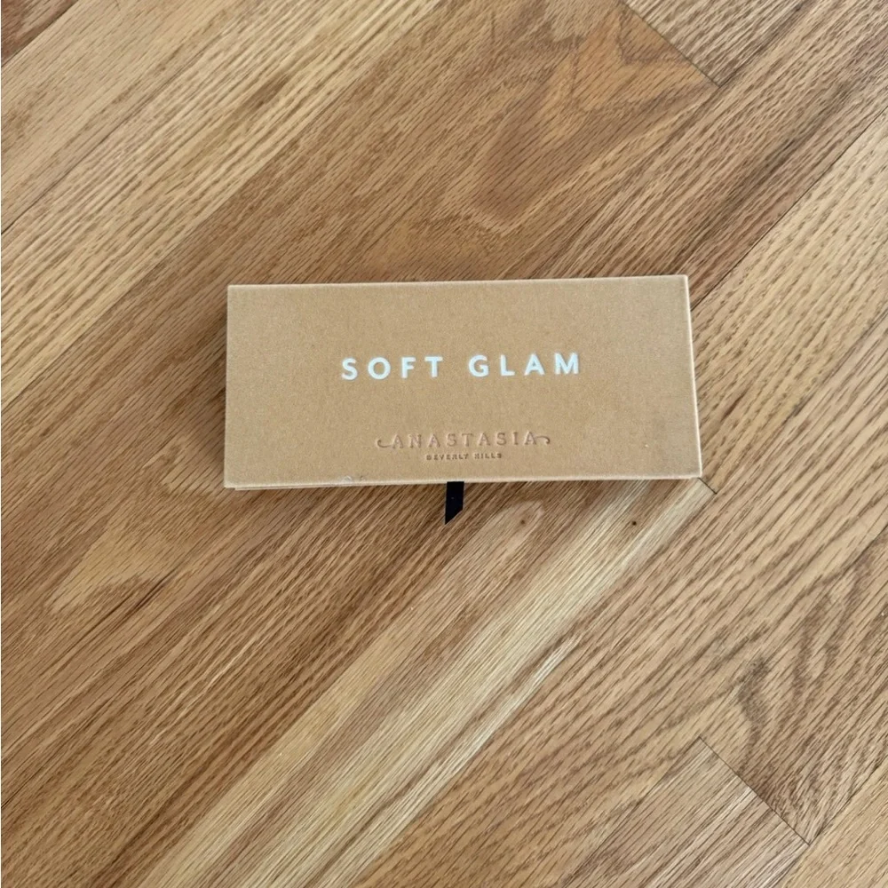 Anastasia Beverly Hills Eyeshadow Palette - Soft Glam